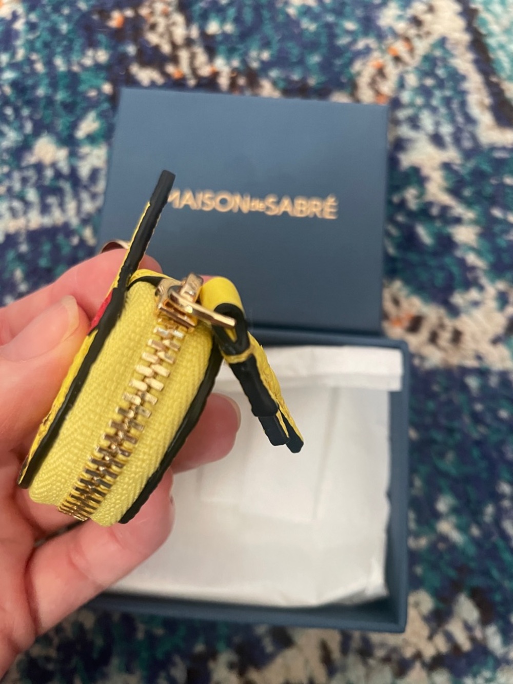 NIB Winking SABRÉMOJI Pokémon Charm - Picture 6 of 9